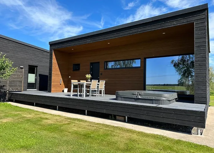 Peltovilla 아파트 *